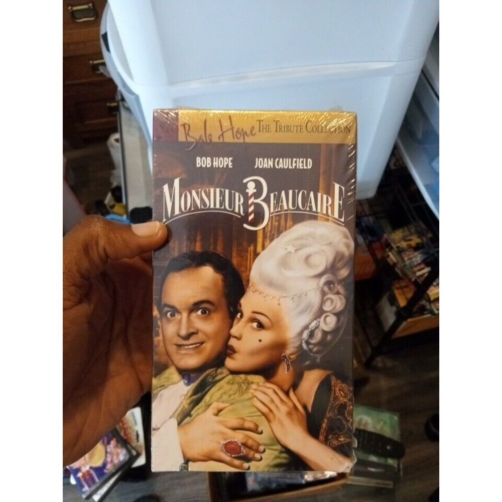 Monsieur Beaucaire Bob Hope, Joan Caulfield VHS Movie - With Watermarks